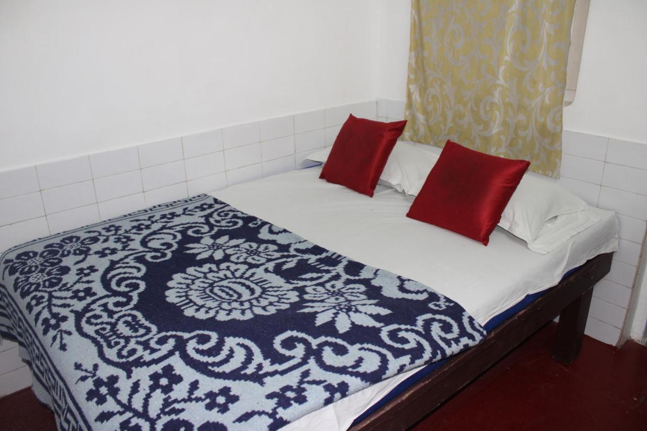 Balaji Guest House Pondicherry Ngoại thất bức ảnh